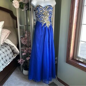 CASSANDRA STONE by MacDuggal Royal Blue Jeweled Formal Elegant Prom Dress Size 0